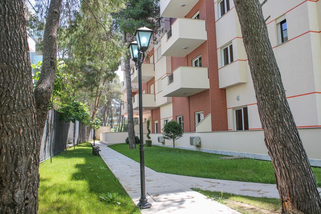 Luxury Golem Golem (Tirana)