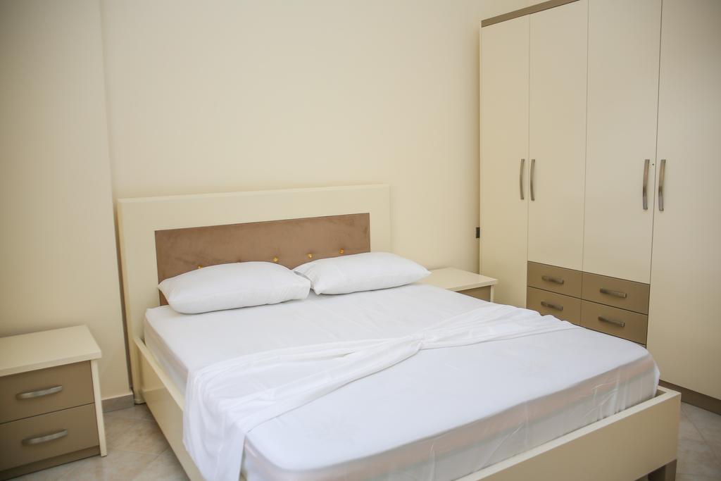 Luxury Golem Golem (Tirana)